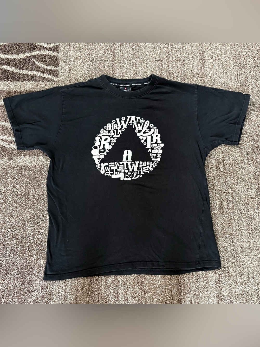 Airwalk Raised Graphic Black T-shirt Skateboarding 100% Cotton Large